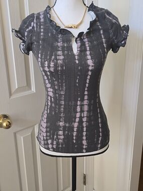 TRUE CRAFT WOMEN'S JUNIOR SHORT SLEEVE BLACK TIE DYE SUMMER TOP SIZE XS